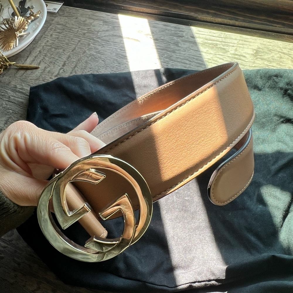 Gucci camel belt